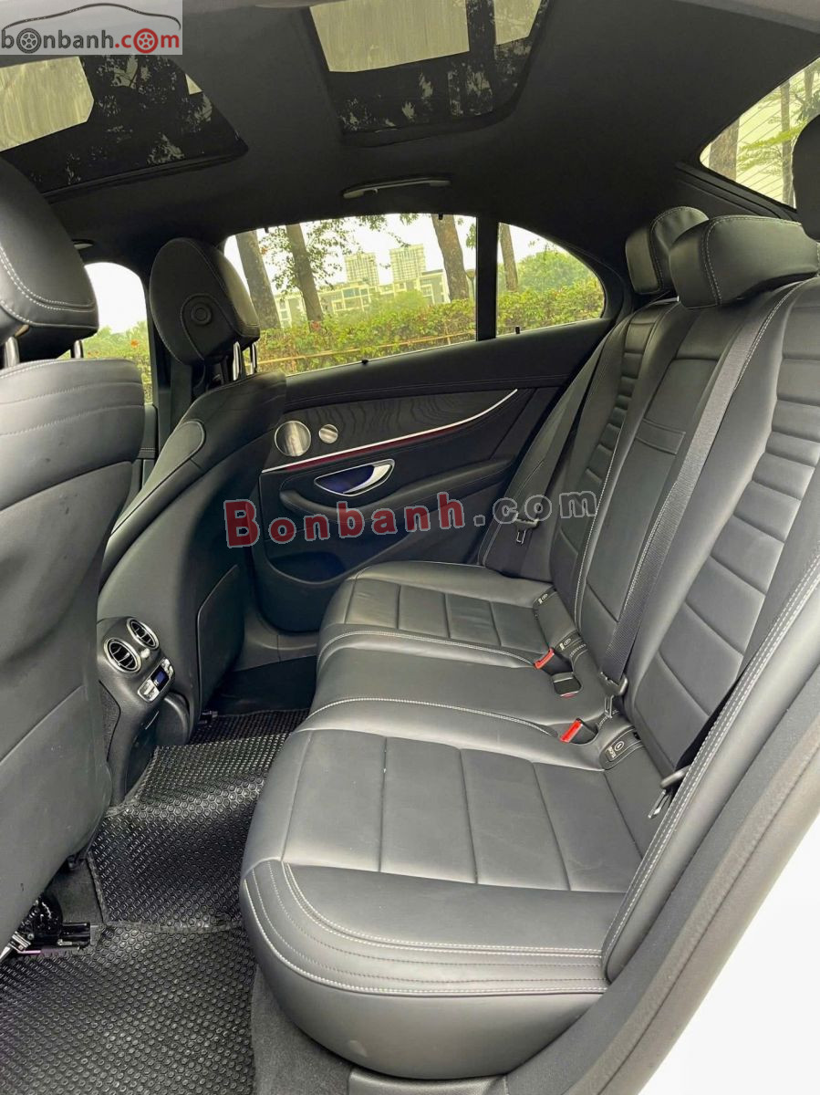 Bán ô tô Mercedes Benz E class E300 AMG - 2022 - xe cũ