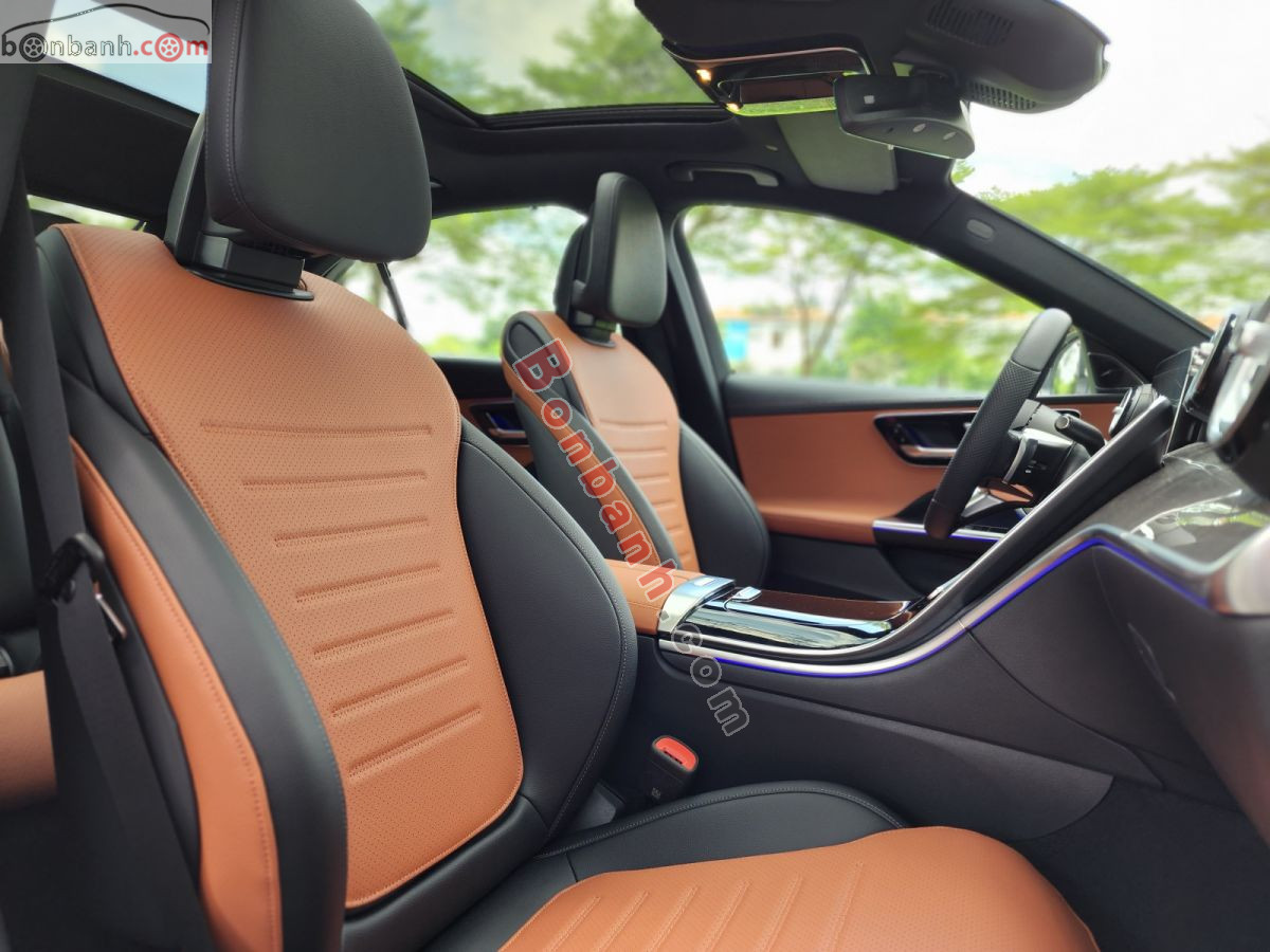 Bán ô tô Mercedes Benz C class C300 AMG - 2025 - xe mới