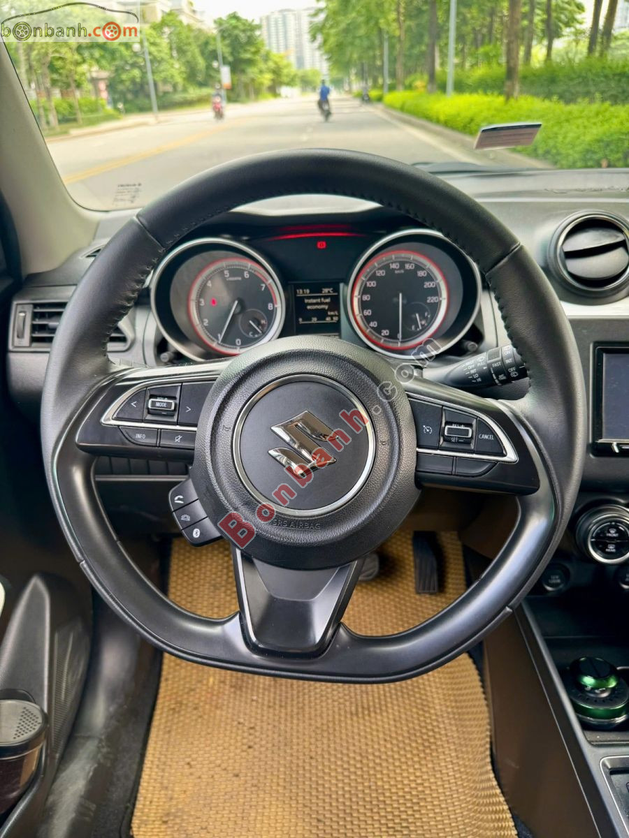 Bán ô tô Suzuki Swift GLX 1.2 AT - 2019 - xe cũ