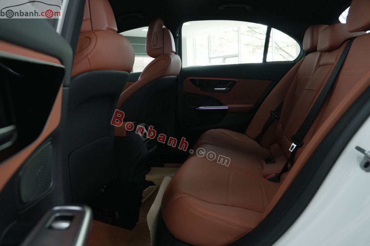 Bán ô tô Mercedes Benz C class C200 Avantgarde - 2025 - xe mới