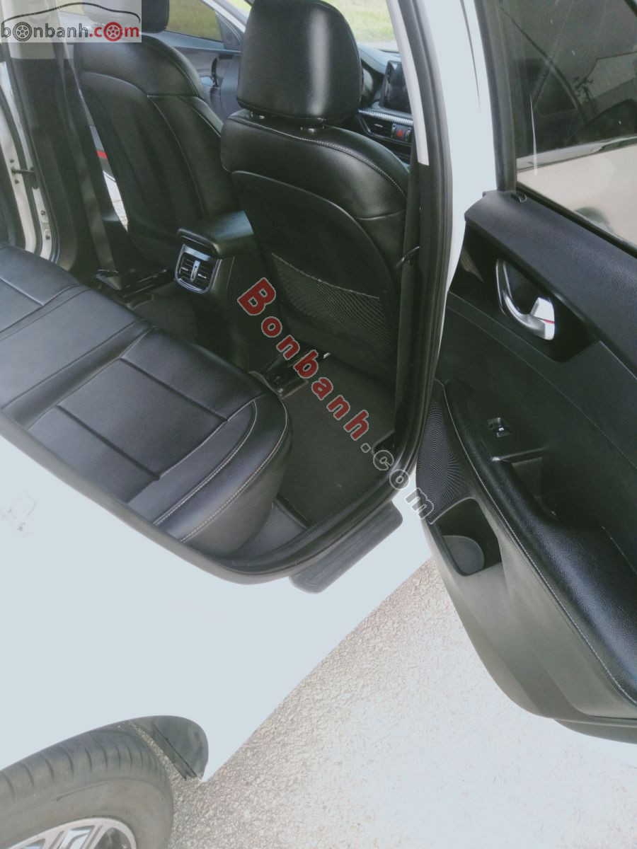 Bán ô tô Kia Cerato 1.6 MT - 2019 - xe cũ