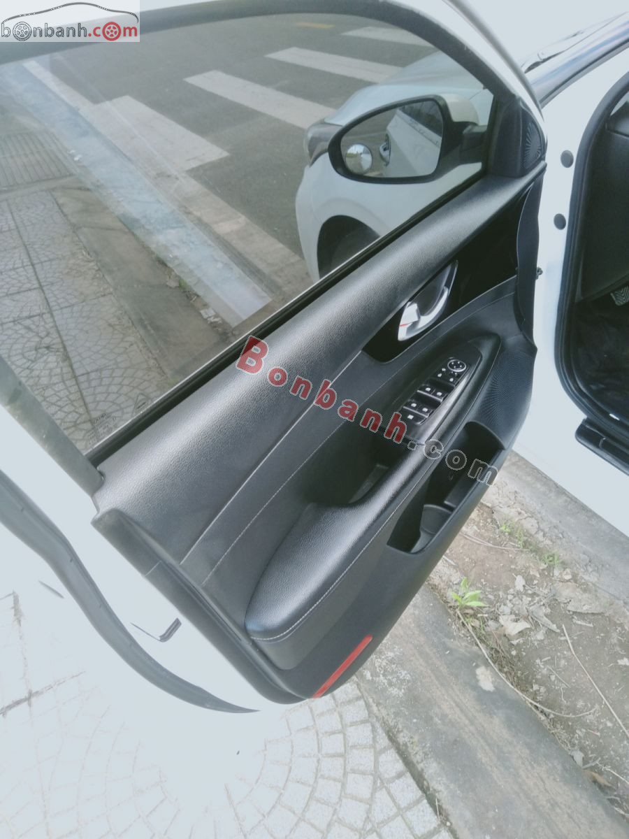 Bán ô tô Kia Cerato 1.6 MT - 2019 - xe cũ