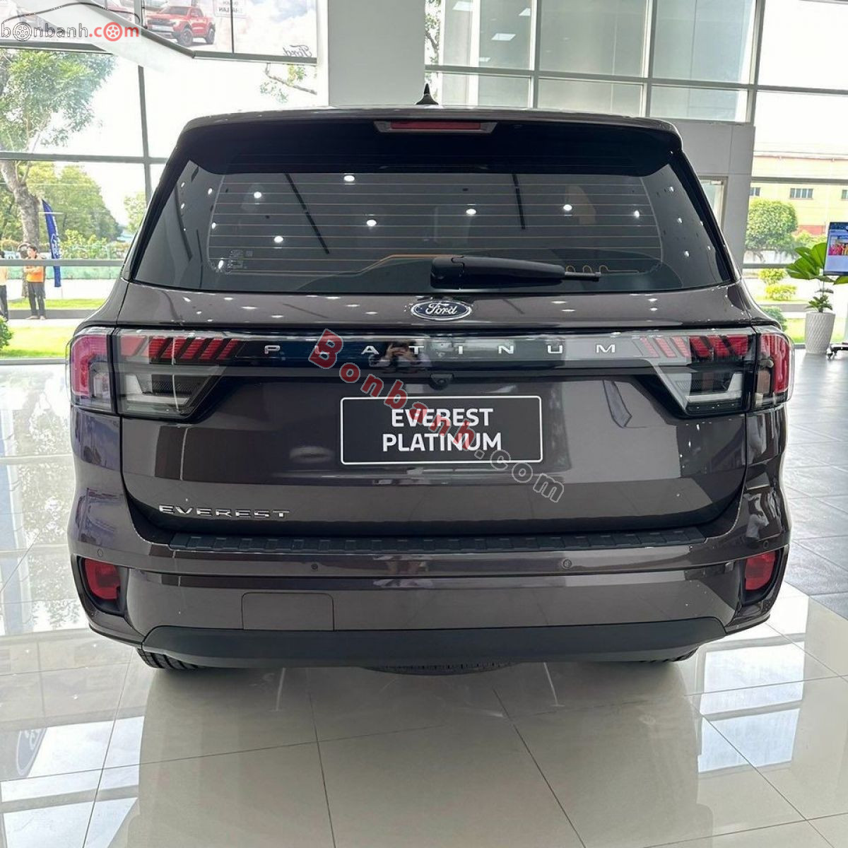 Bán ô tô Ford Everest Platinum 2.0L 4x4 AT - 2025 - xe mới
