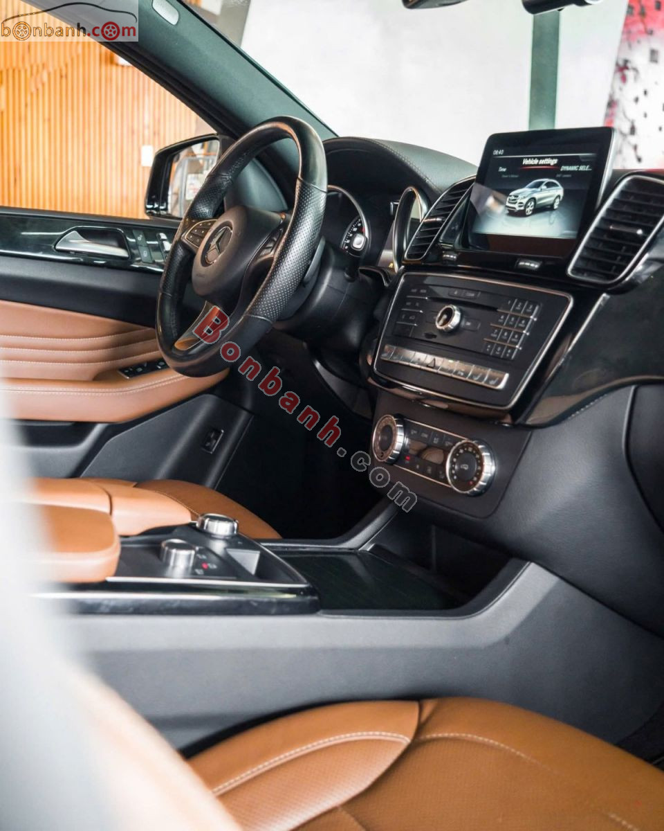 Bán ô tô Mercedes Benz GLE Class GLE 400 4Matic Coupe - 2018 - xe cũ