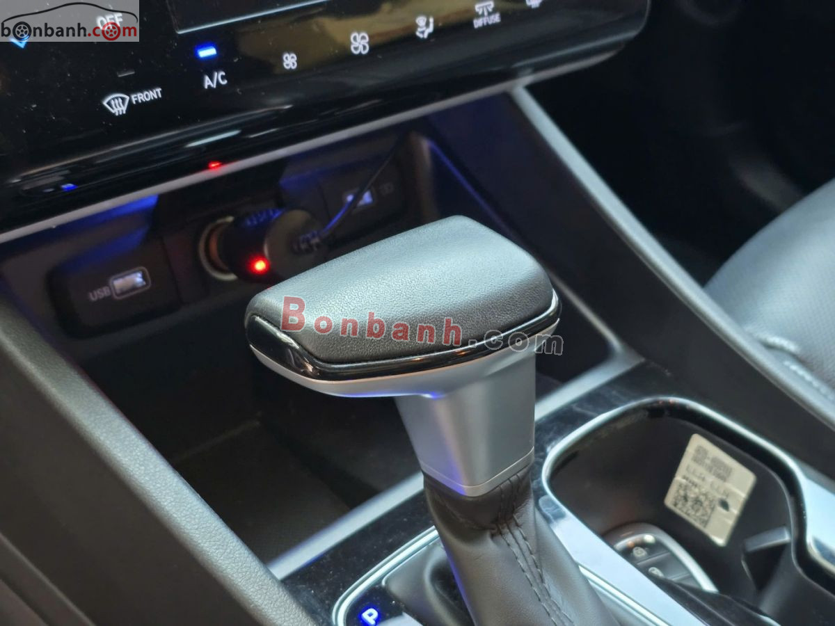 Bán ô tô Hyundai Tucson 2.0 AT Đặc biệt - 2024 - xe cũ