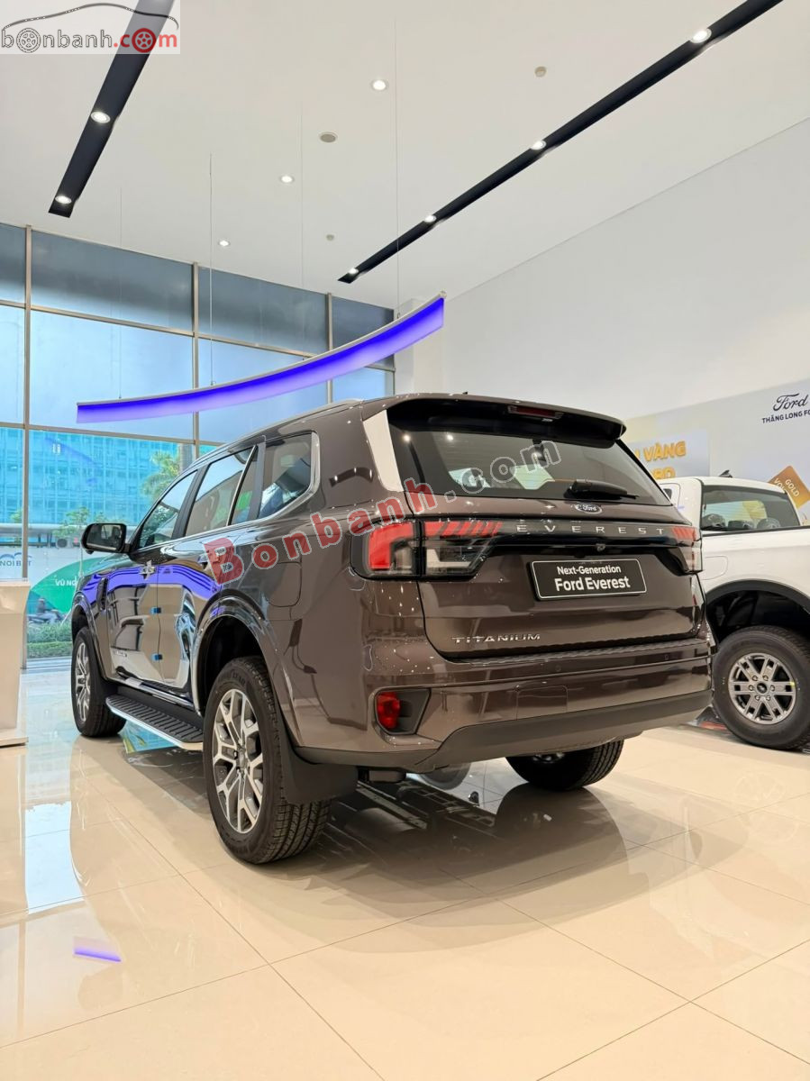 Bán ô tô Ford Everest Titanium 2.0L 4x2 AT - 2025 - xe mới