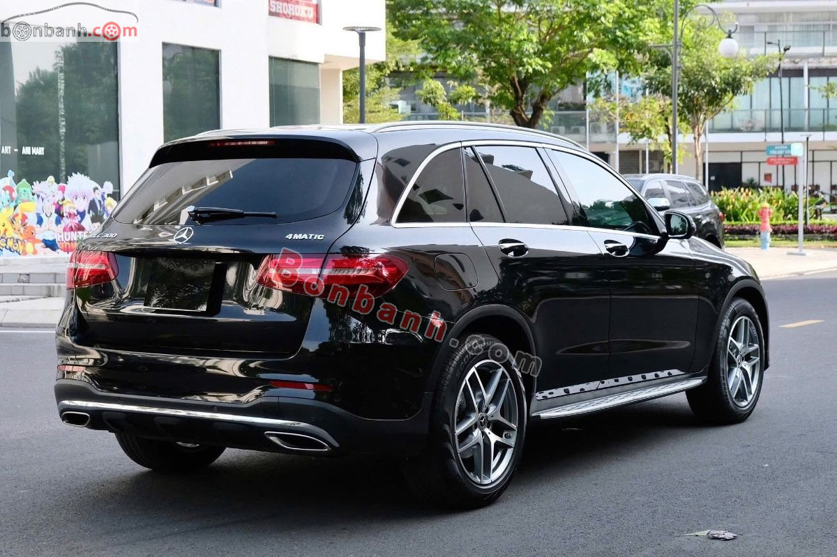 Bán ô tô Mercedes Benz GLC 300 4Matic - 2017 - xe cũ
