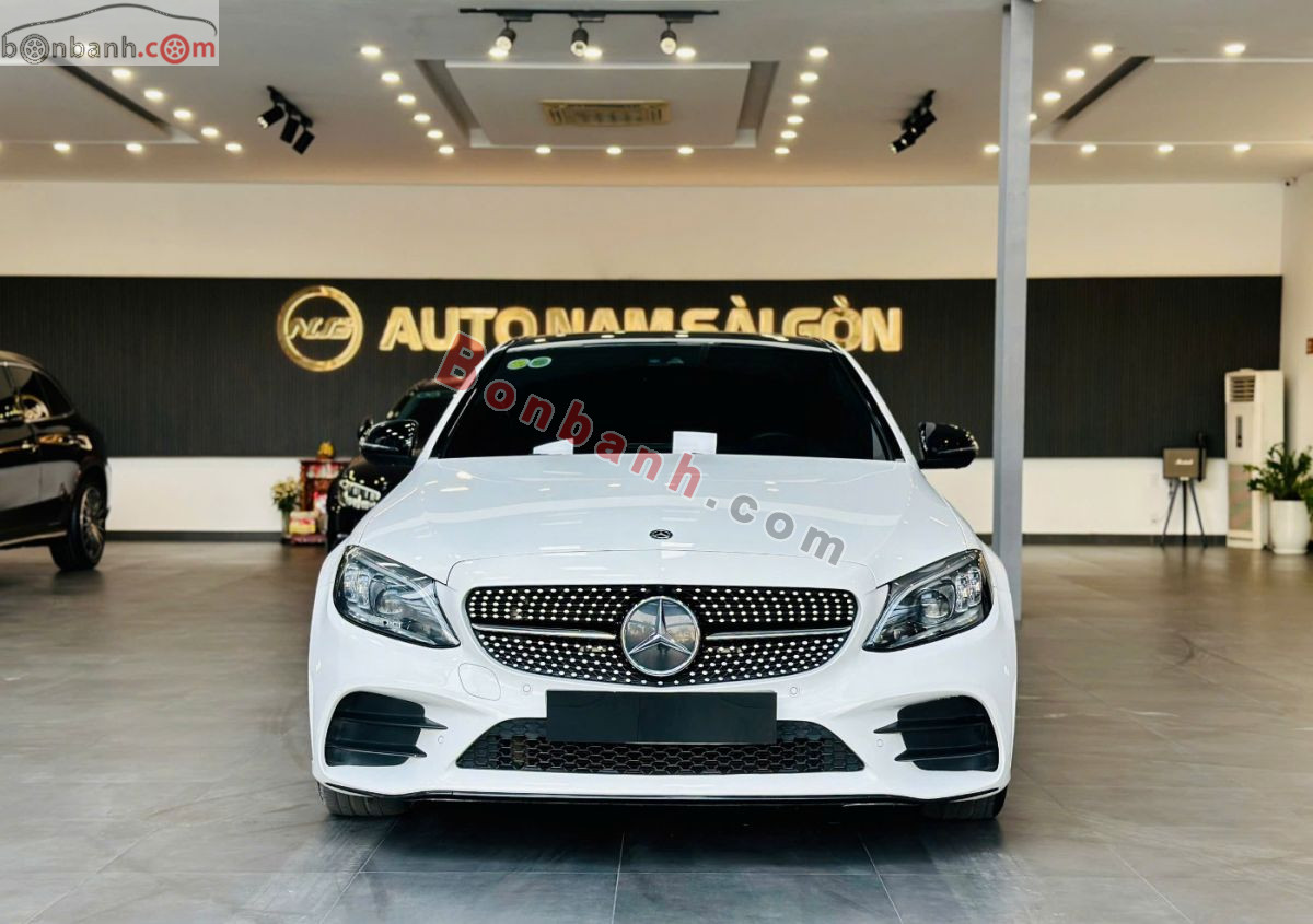 Bán ô tô Mercedes Benz C class C300 AMG - 2021 - xe cũ