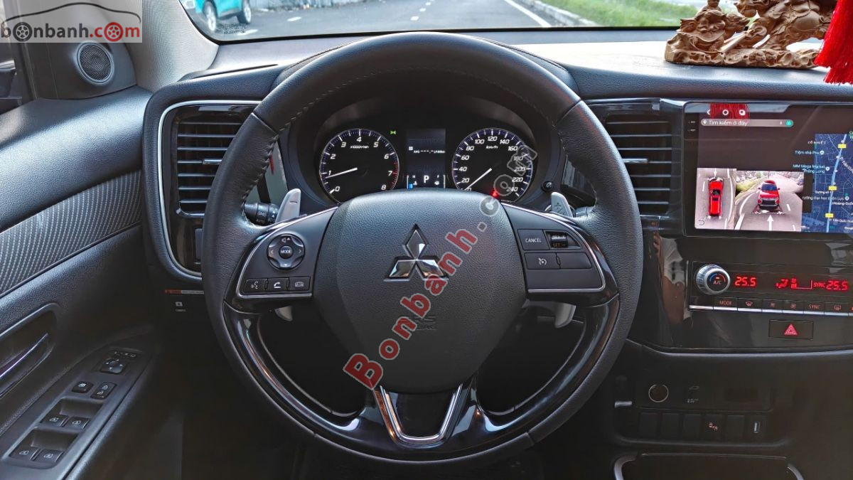 Bán ô tô Mitsubishi Outlander Premium 2.0 CVT - 2021 - xe cũ