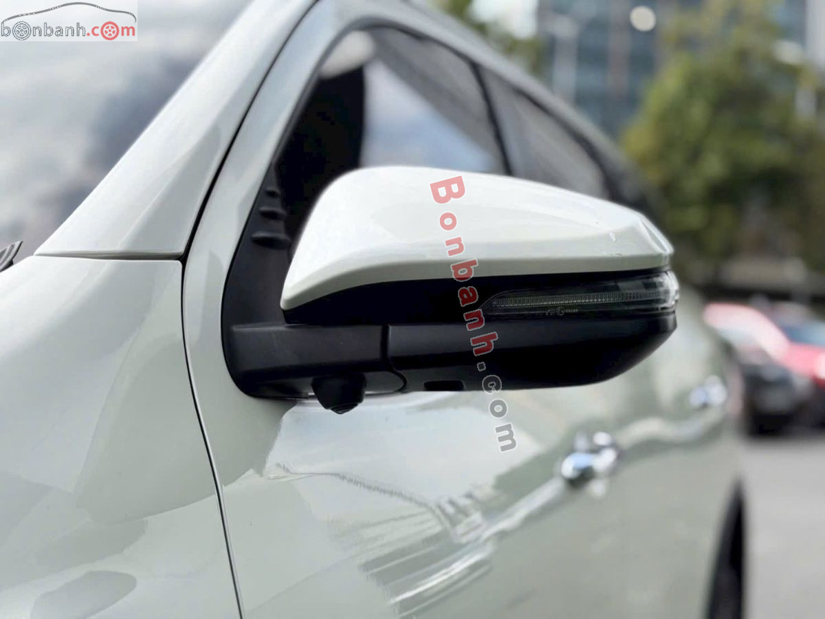 Bán ô tô Toyota Fortuner 2.4G 4x2 AT Legender - 2021 - xe cũ