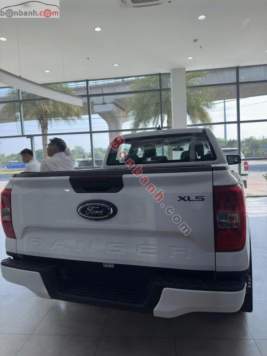 Bán ô tô Ford Ranger XLS 2.0L 4x2 AT - 2026 - xe mới
