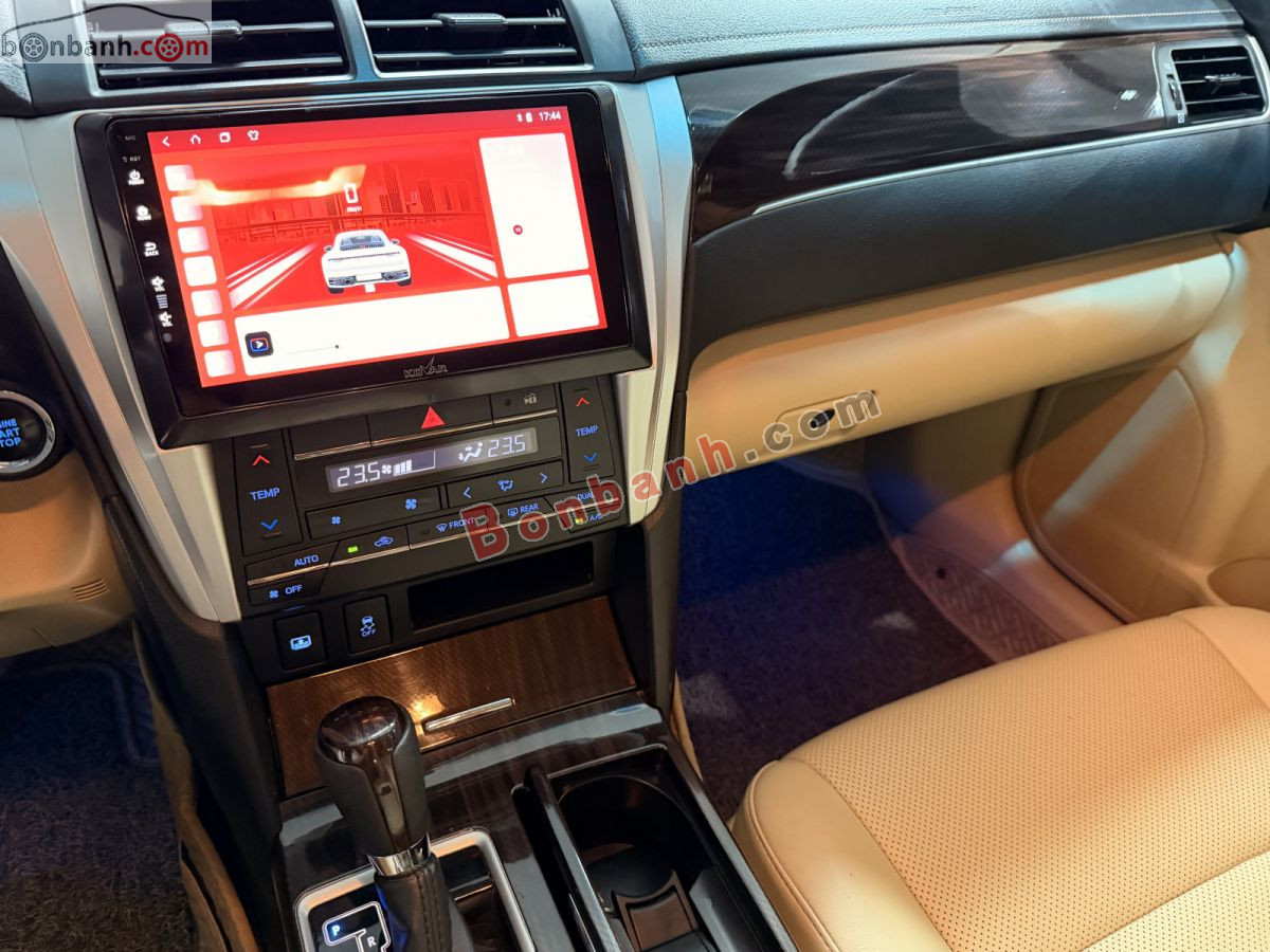 Bán ô tô Toyota Camry 2.0E - 2018 - xe cũ