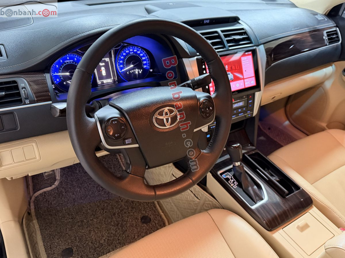 Bán ô tô Toyota Camry 2.0E - 2018 - xe cũ