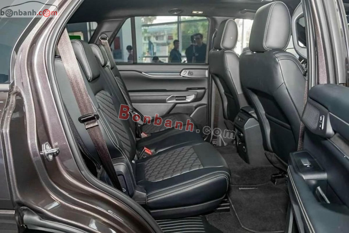 Bán ô tô Ford Everest Platinum 2.0L 4x4 AT - 2026 - xe mới