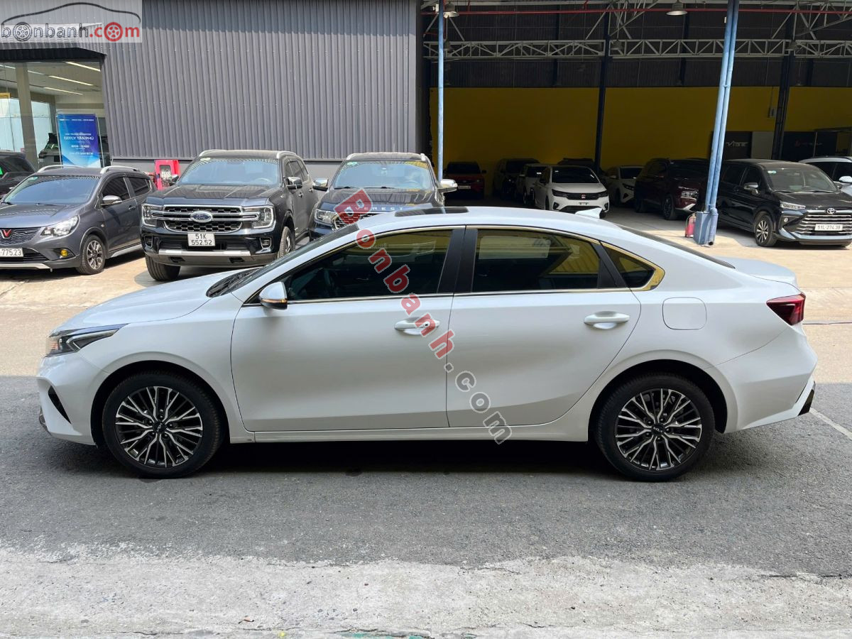 Bán ô tô Kia K3 Luxury 1.6 AT - 2023 - xe cũ