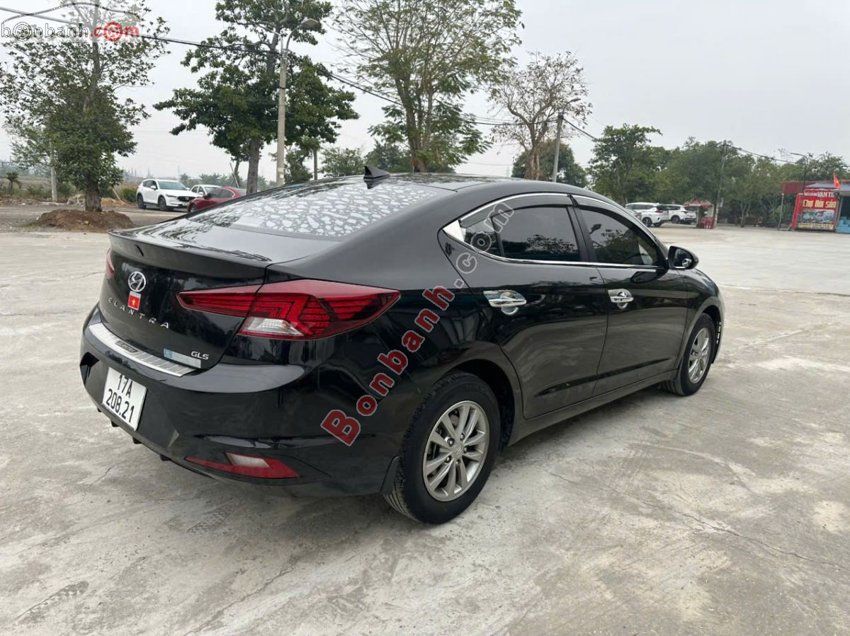 Bán ô tô Hyundai Elantra 1.6 MT - 2020 - xe cũ