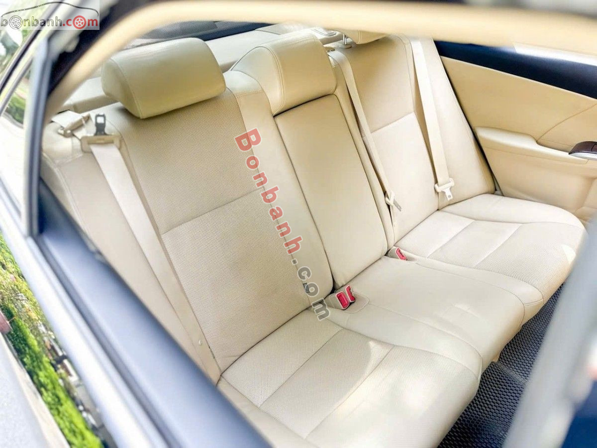 Bán ô tô Toyota Camry 2.0E - 2018 - xe cũ