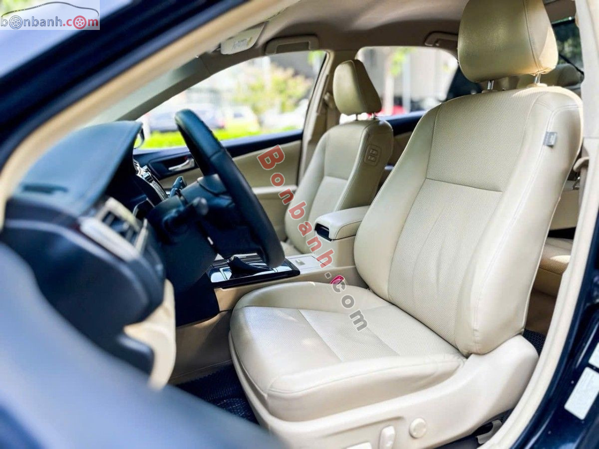 Bán ô tô Toyota Camry 2.0E - 2018 - xe cũ