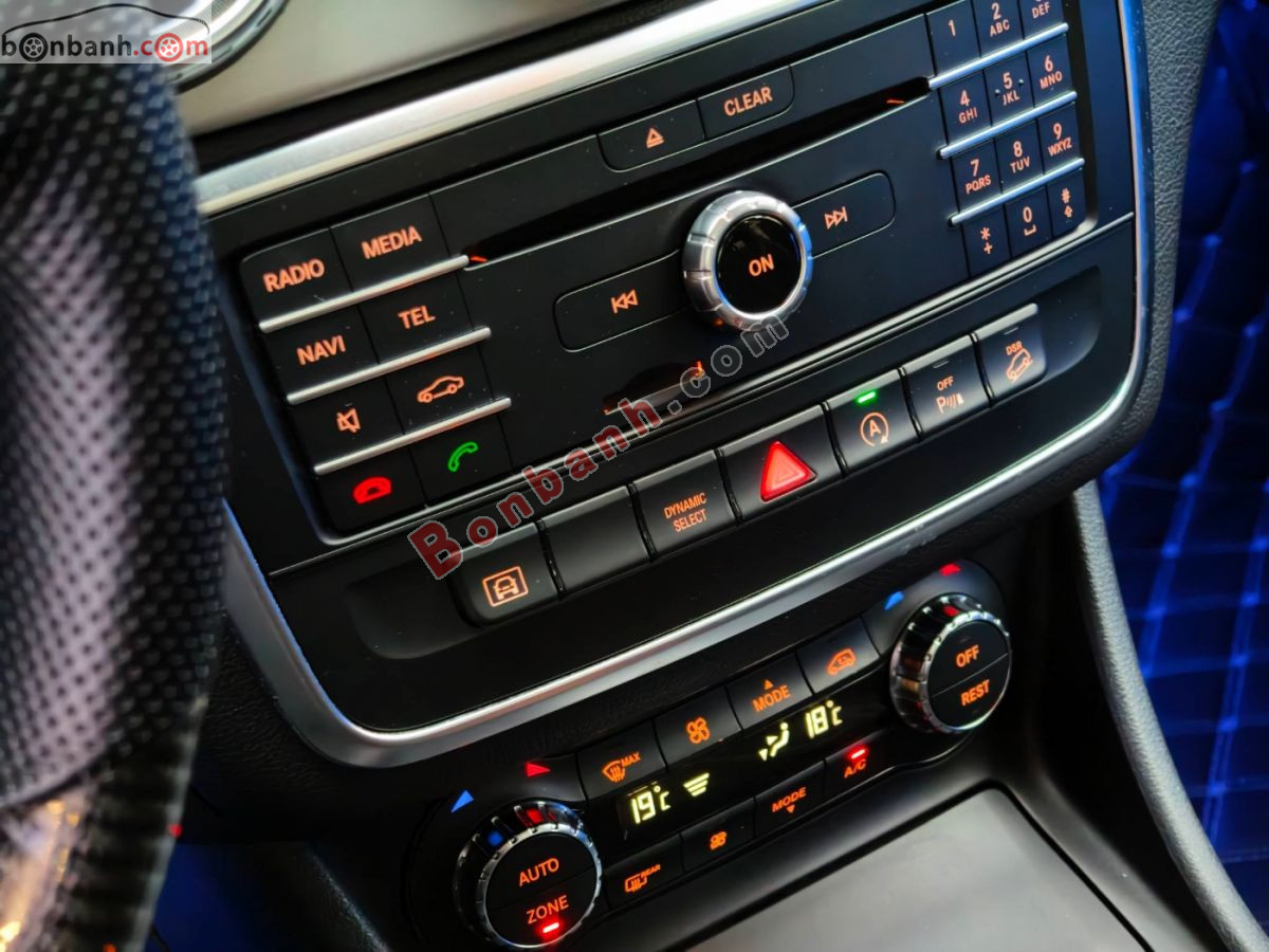 Bán ô tô Mercedes Benz GLA class GLA 250 4Matic - 2015 - xe cũ