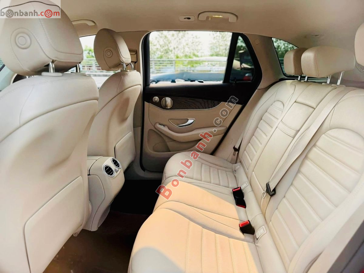 Bán ô tô Mercedes Benz GLC 200 4Matic - 2021 - xe cũ