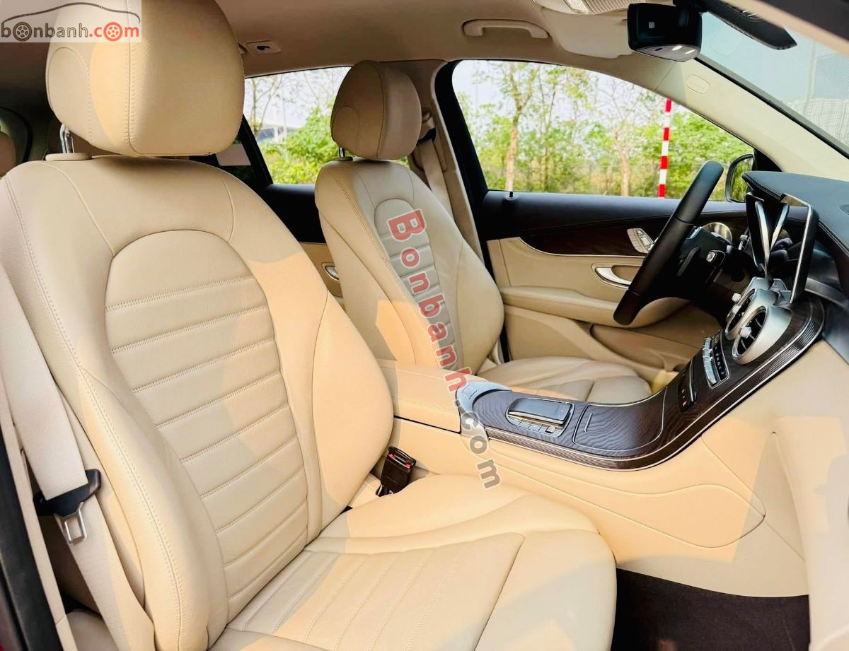 Bán ô tô Mercedes Benz GLC 200 4Matic - 2021 - xe cũ
