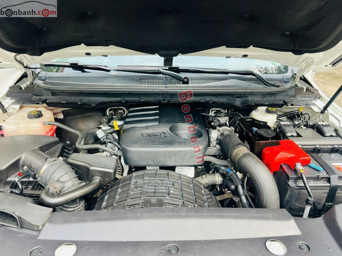 Bán ô tô Ford Everest Titanium 2.2L 4x2 AT - 2016 - xe cũ