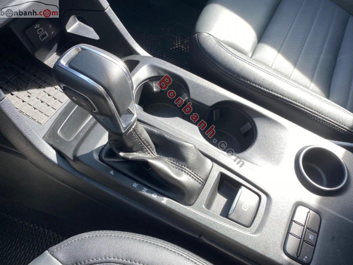 Bán ô tô Ford Everest Sport 2.0L 4x2 AT - 2026 - xe mới