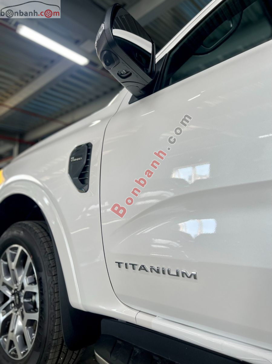 Bán ô tô Ford Everest Titanium Plus 2.0L 4x4 AT - 2026 - xe mới