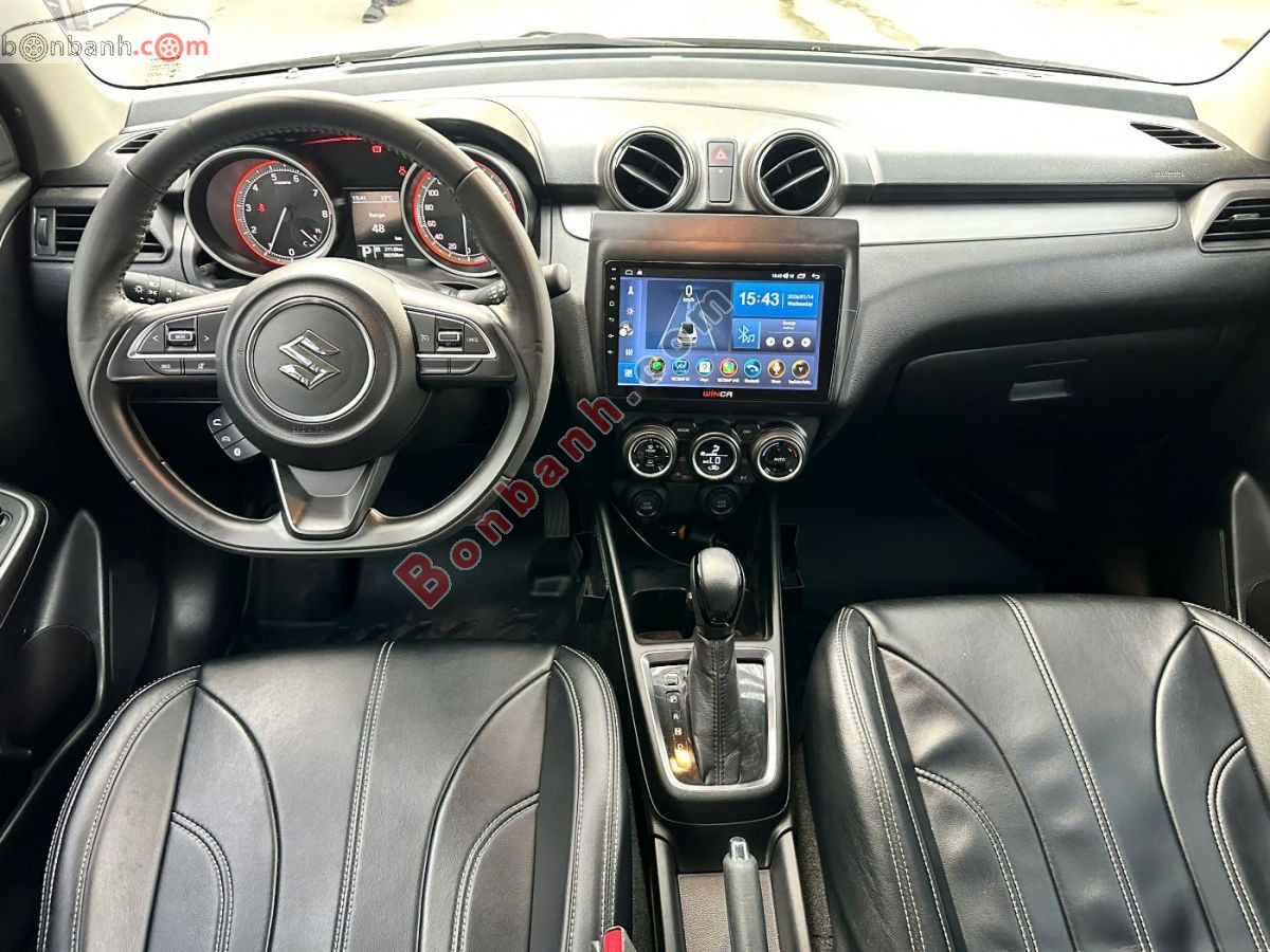 Bán ô tô Suzuki Swift GLX 1.2 AT - 2022 - xe cũ