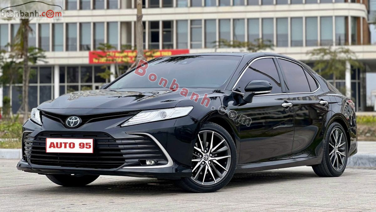 Bán ô tô Toyota Camry 2.0Q - 2022 - xe cũ