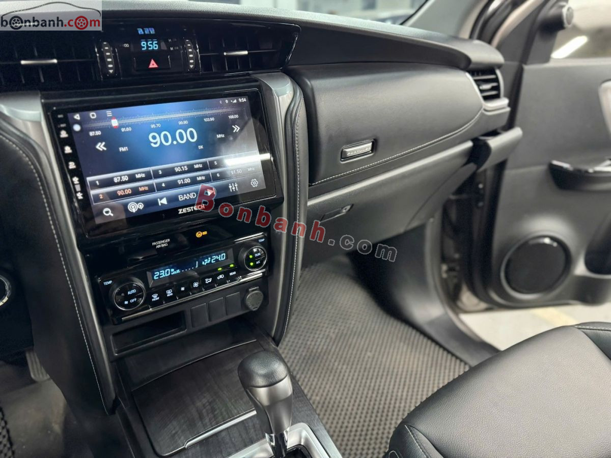Bán ô tô Toyota Fortuner 2.4L 4x2 AT - 2023 - xe cũ