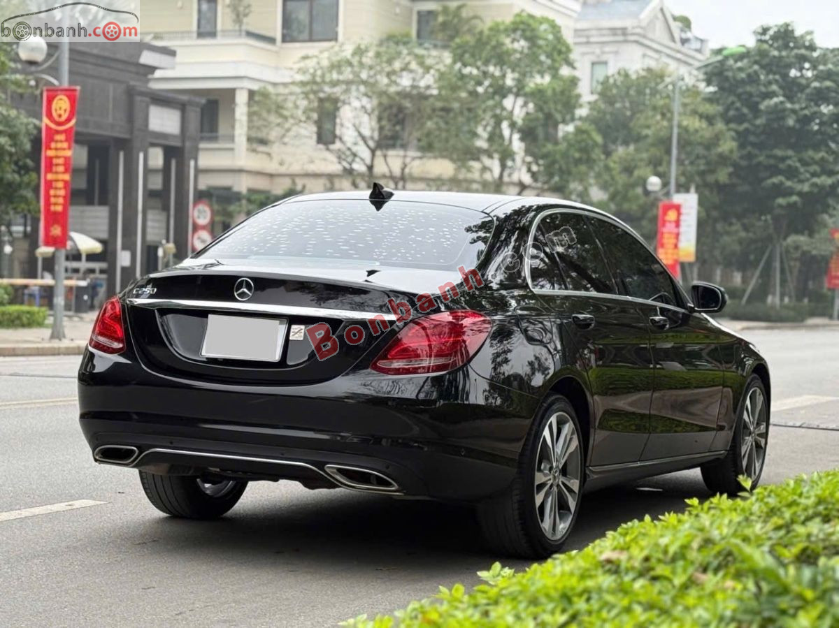 Bán ô tô Mercedes Benz C class C250 Exclusive - 2017 - xe cũ