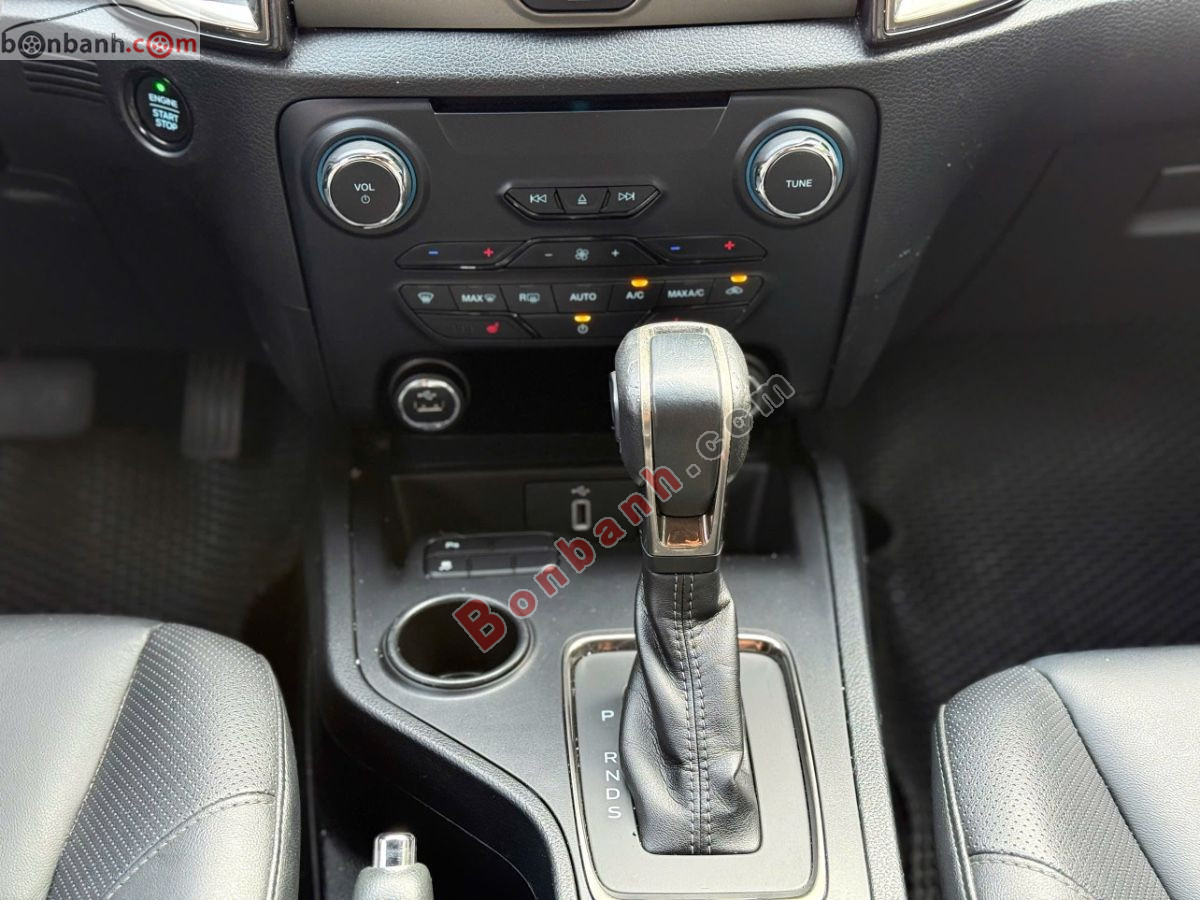 Bán ô tô Ford Everest Titanium 2.0L 4x2 AT - 2020 - xe cũ