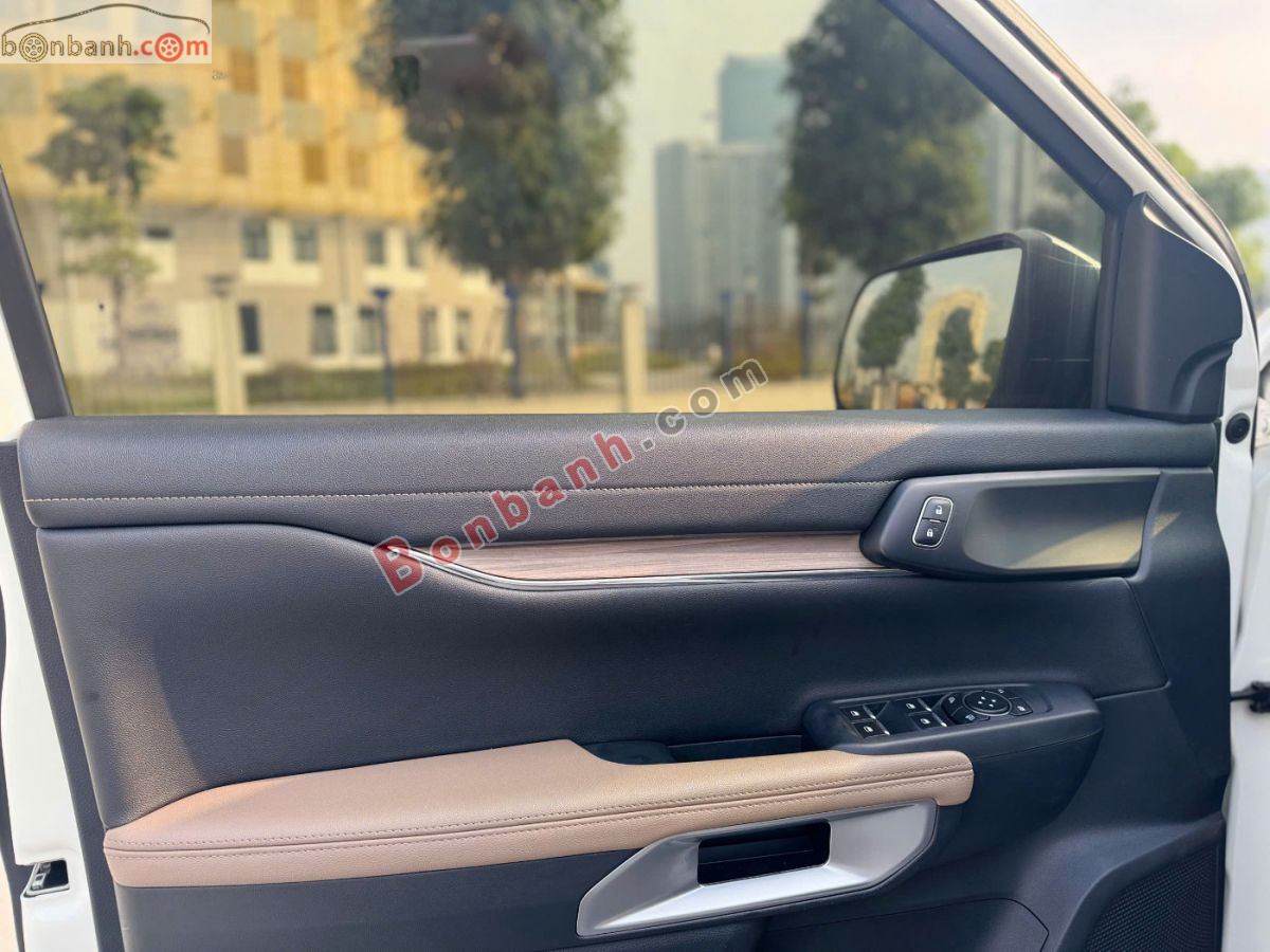 Bán ô tô Ford Everest Titanium 2.0L 4x2 AT - 2022 - xe cũ