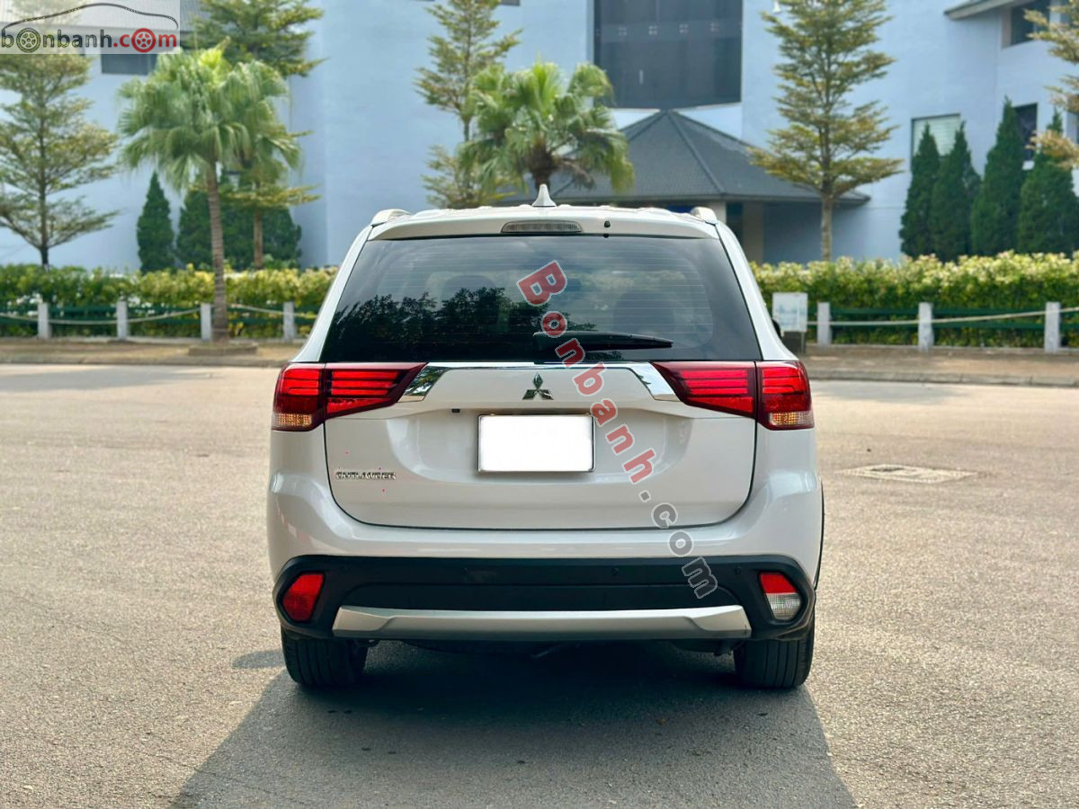 Bán ô tô Mitsubishi Outlander 2.0 CVT - 2019 - xe cũ