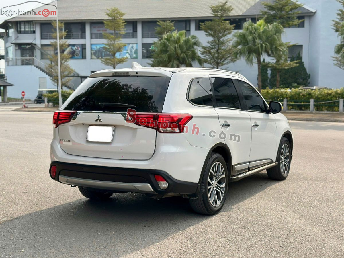 Bán ô tô Mitsubishi Outlander 2.0 CVT - 2019 - xe cũ