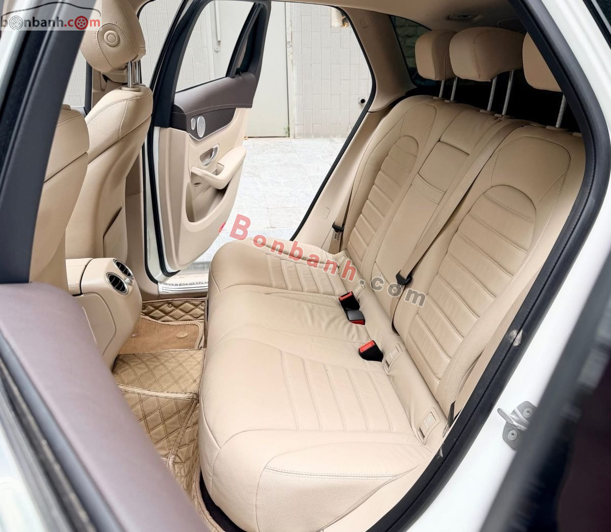 Bán ô tô Mercedes Benz GLC 300 4Matic - 2020 - xe cũ