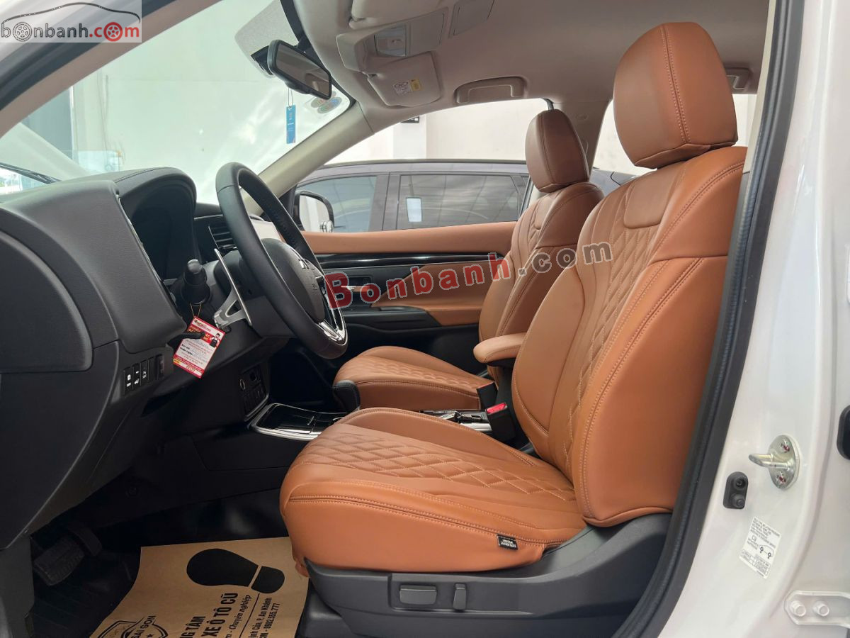 Bán ô tô Mitsubishi Outlander 2.0 CVT - 2022 - xe cũ