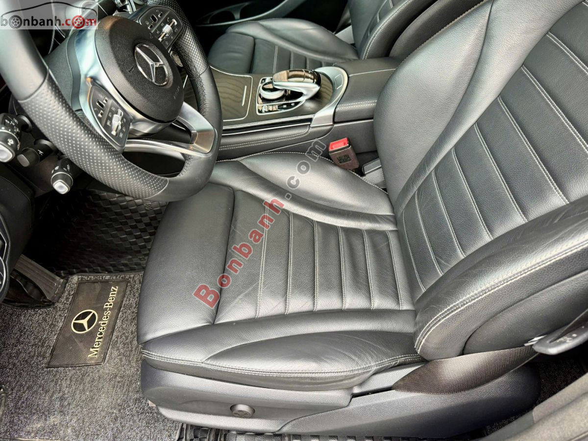 Bán ô tô Mercedes Benz GLC 300 4Matic - 2019 - xe cũ