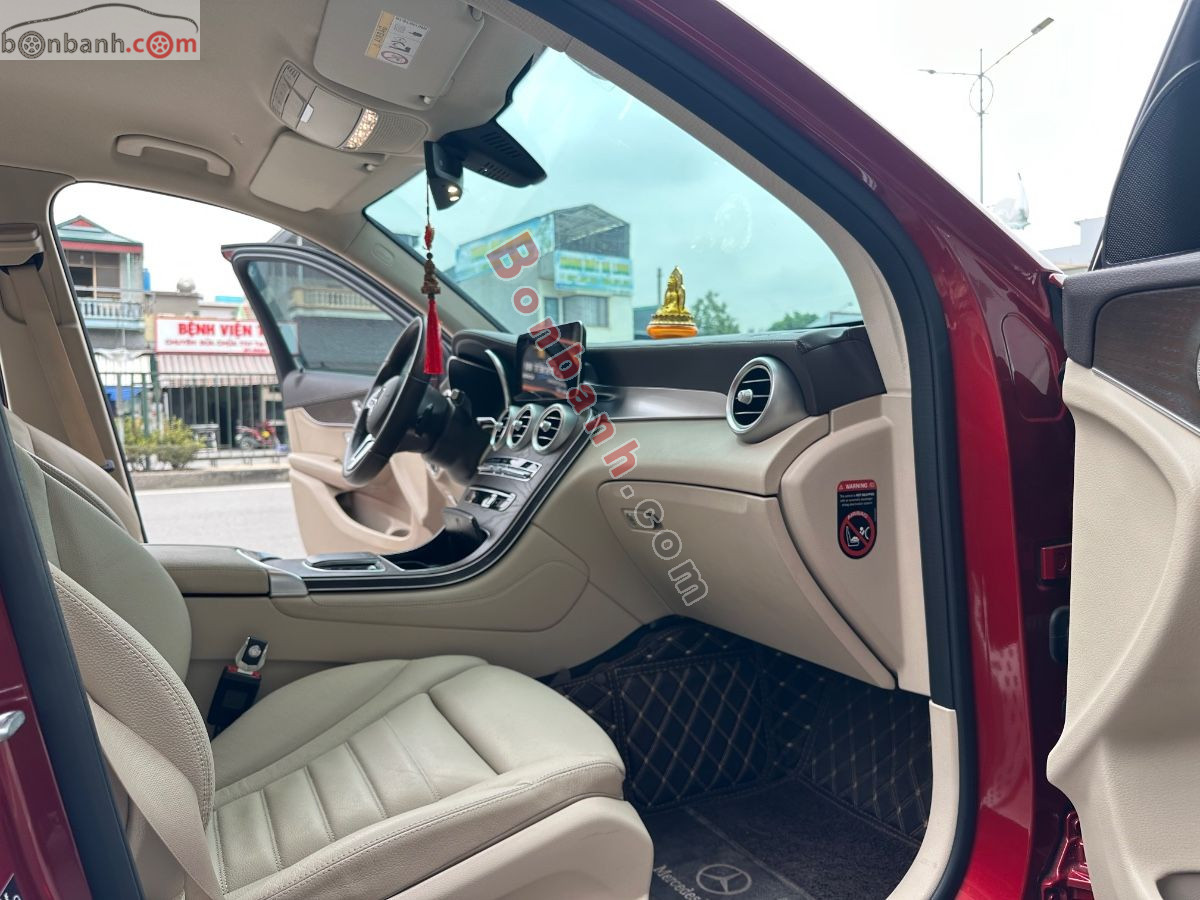 Bán ô tô Mercedes Benz GLC 200 4Matic - 2021 - xe cũ