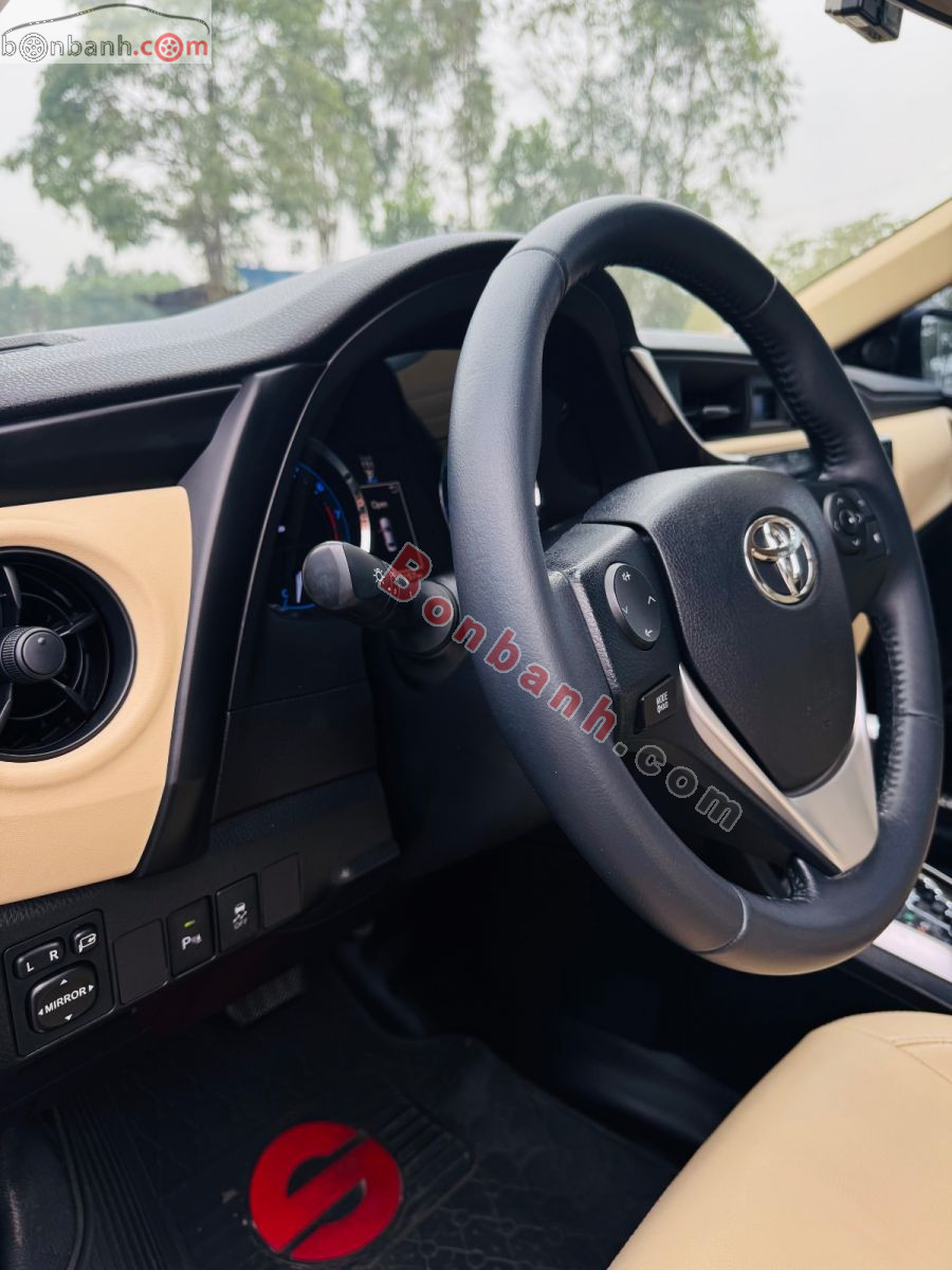 Bán ô tô Toyota Corolla altis 1.8G AT - 2017 - xe cũ