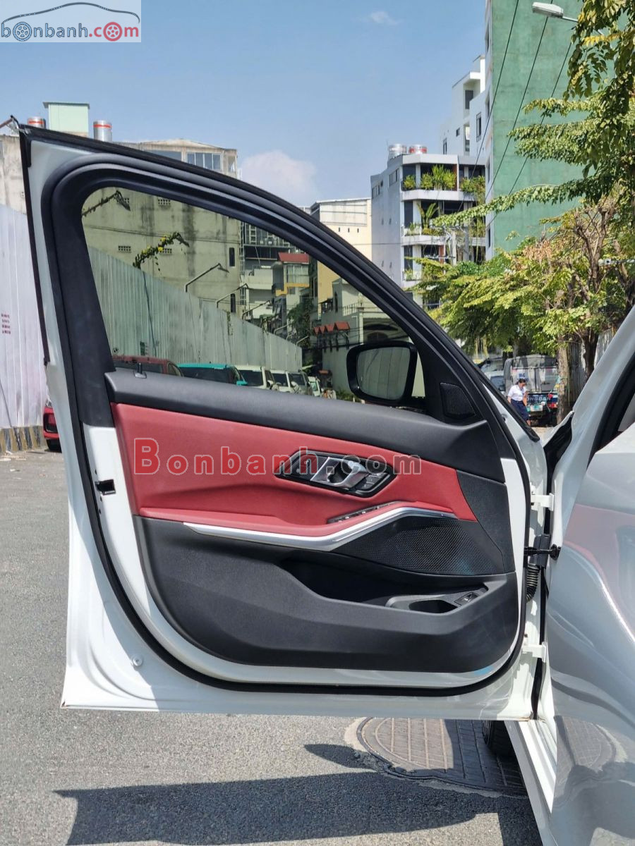 Bán ô tô BMW 3 Series 320i Sport Line - 2025 - xe cũ