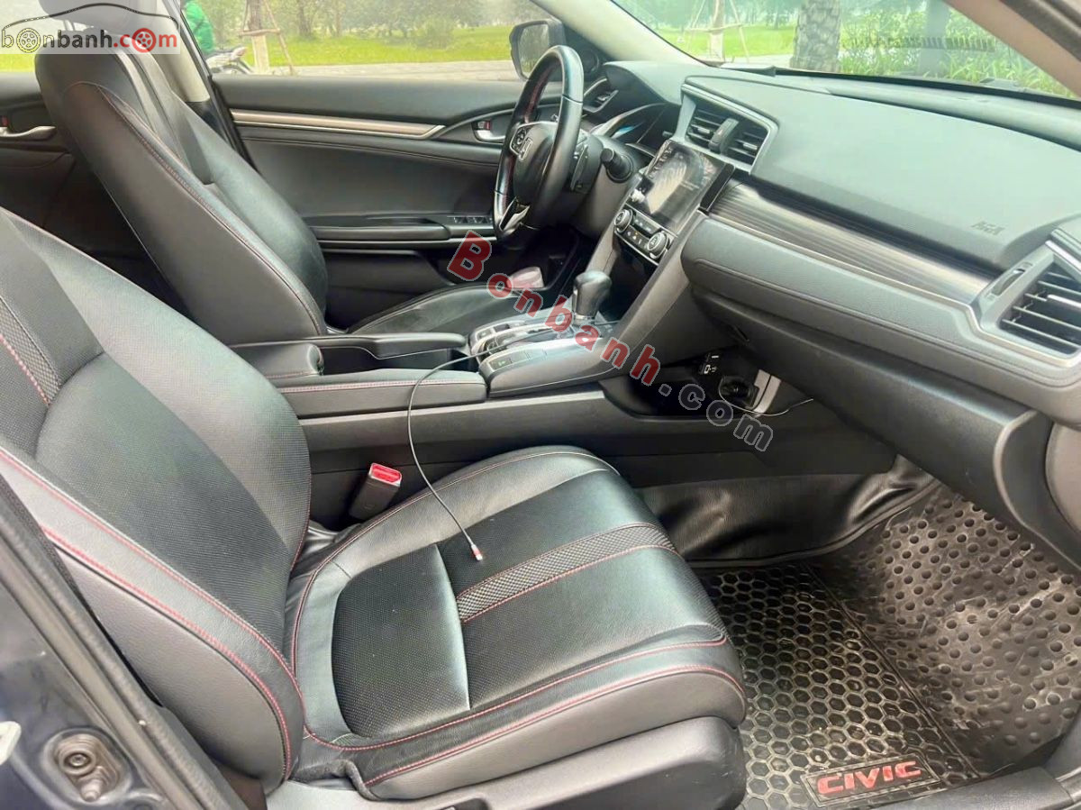 Bán ô tô Honda Civic RS 1.5 AT - 2020 - xe cũ