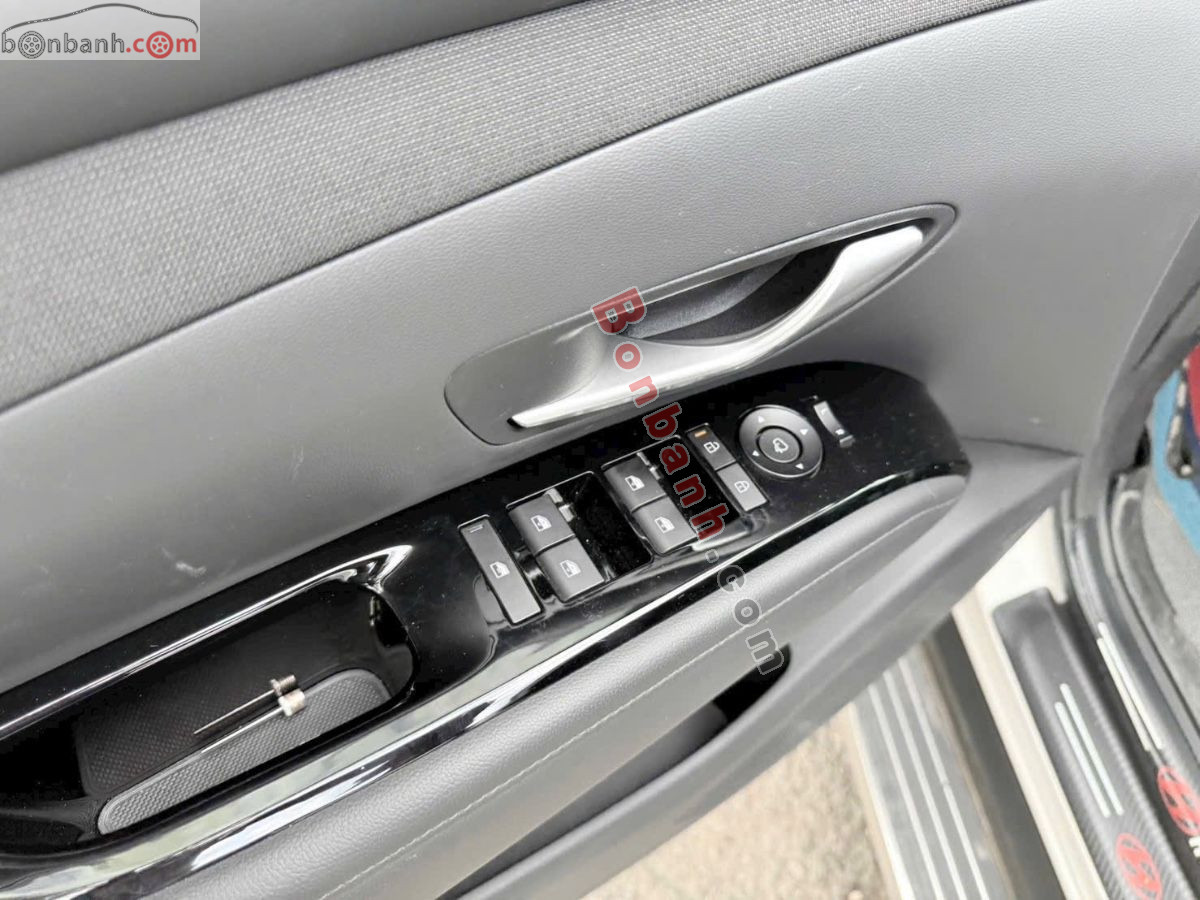 Bán ô tô Hyundai Tucson 2.0 AT CRDi Đặc biệt - 2025 - xe cũ