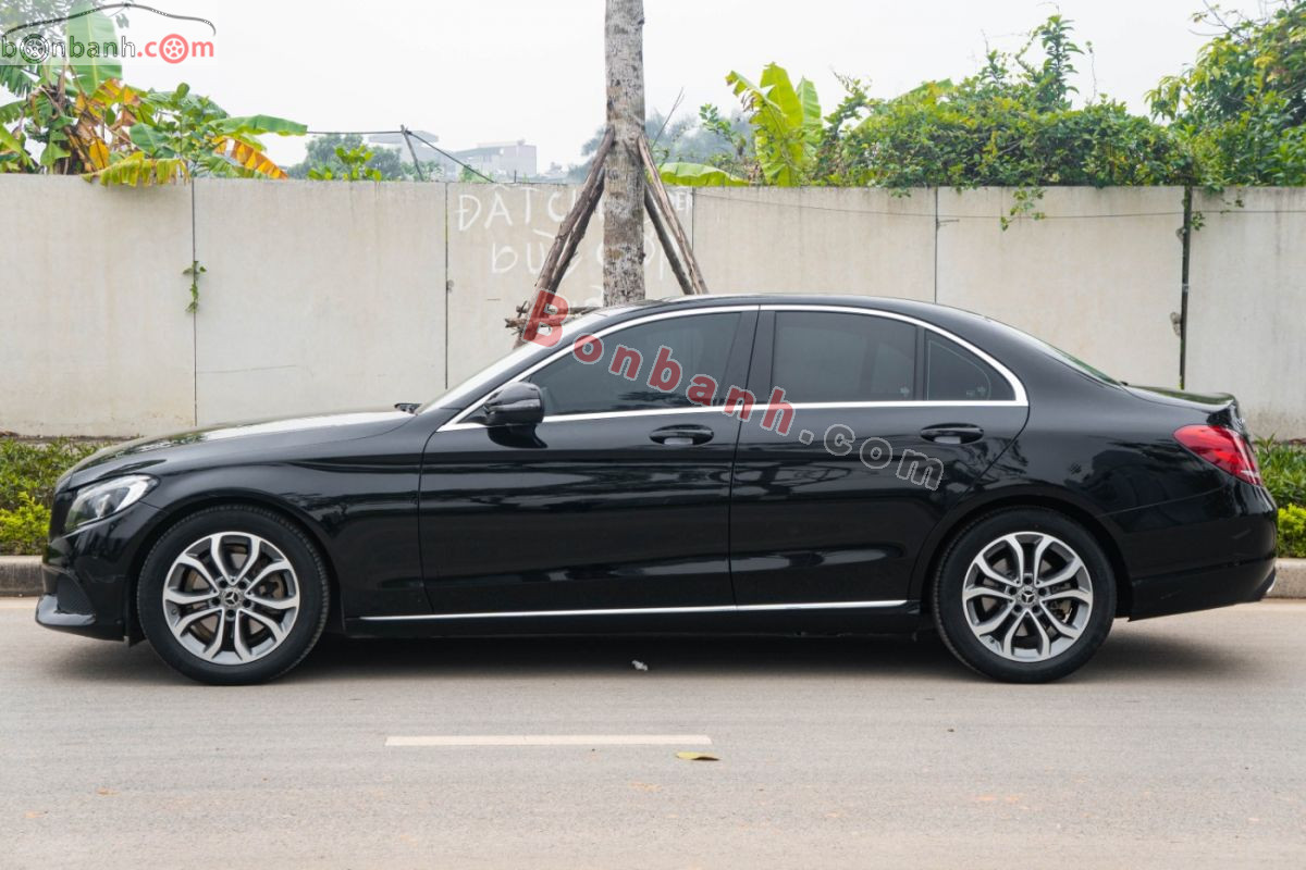 Bán ô tô Mercedes Benz C class C200 - 2017 - xe cũ