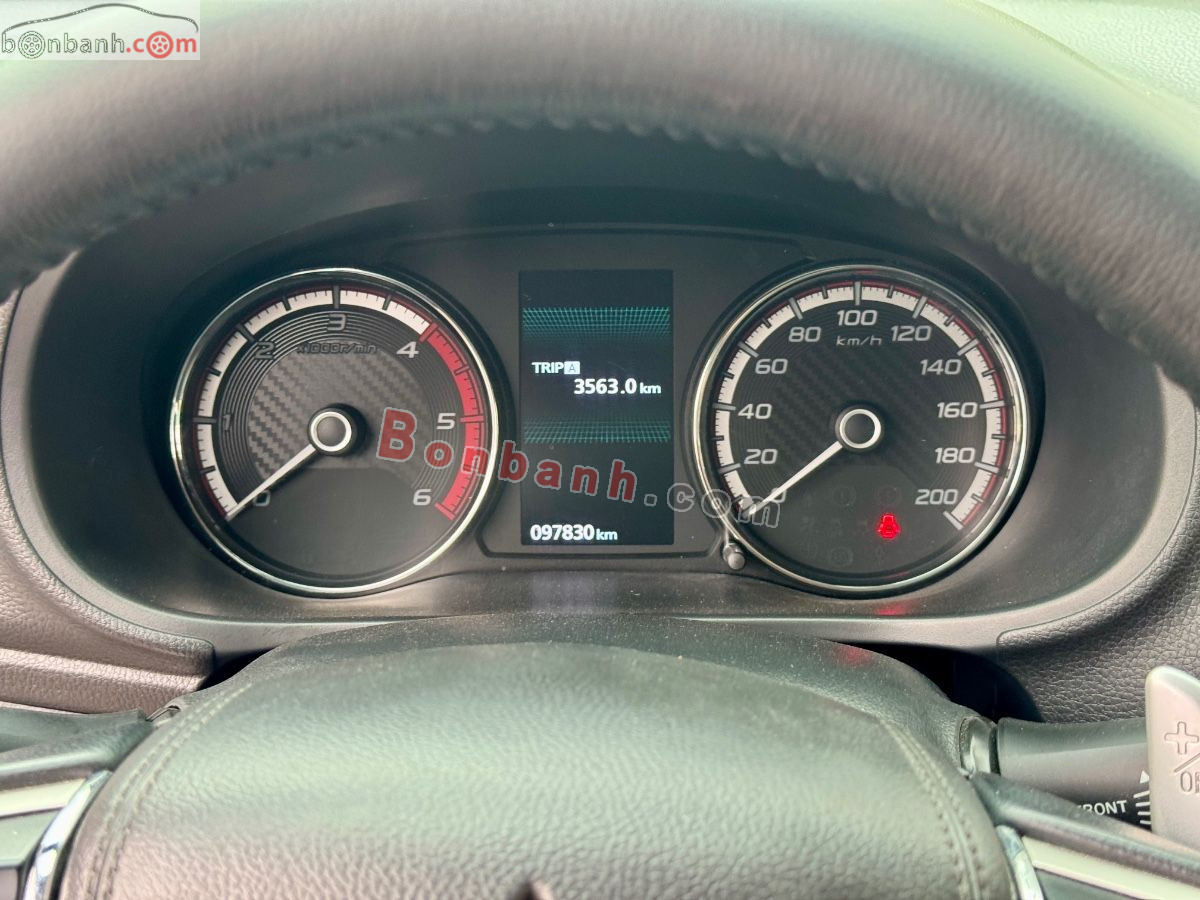 Bán ô tô Mitsubishi Triton 4x2 AT Mivec Premium - 2020 - xe cũ