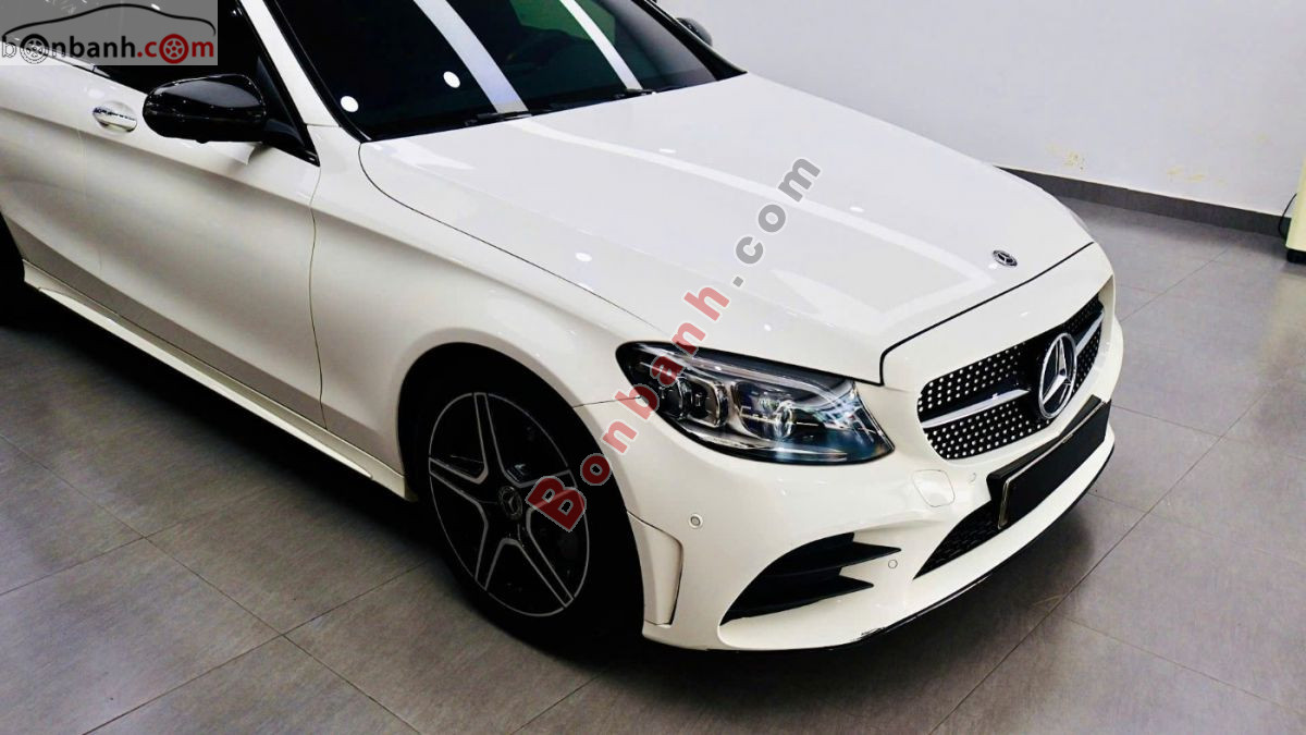 Bán ô tô Mercedes Benz C class C300 AMG - 2021 - xe cũ