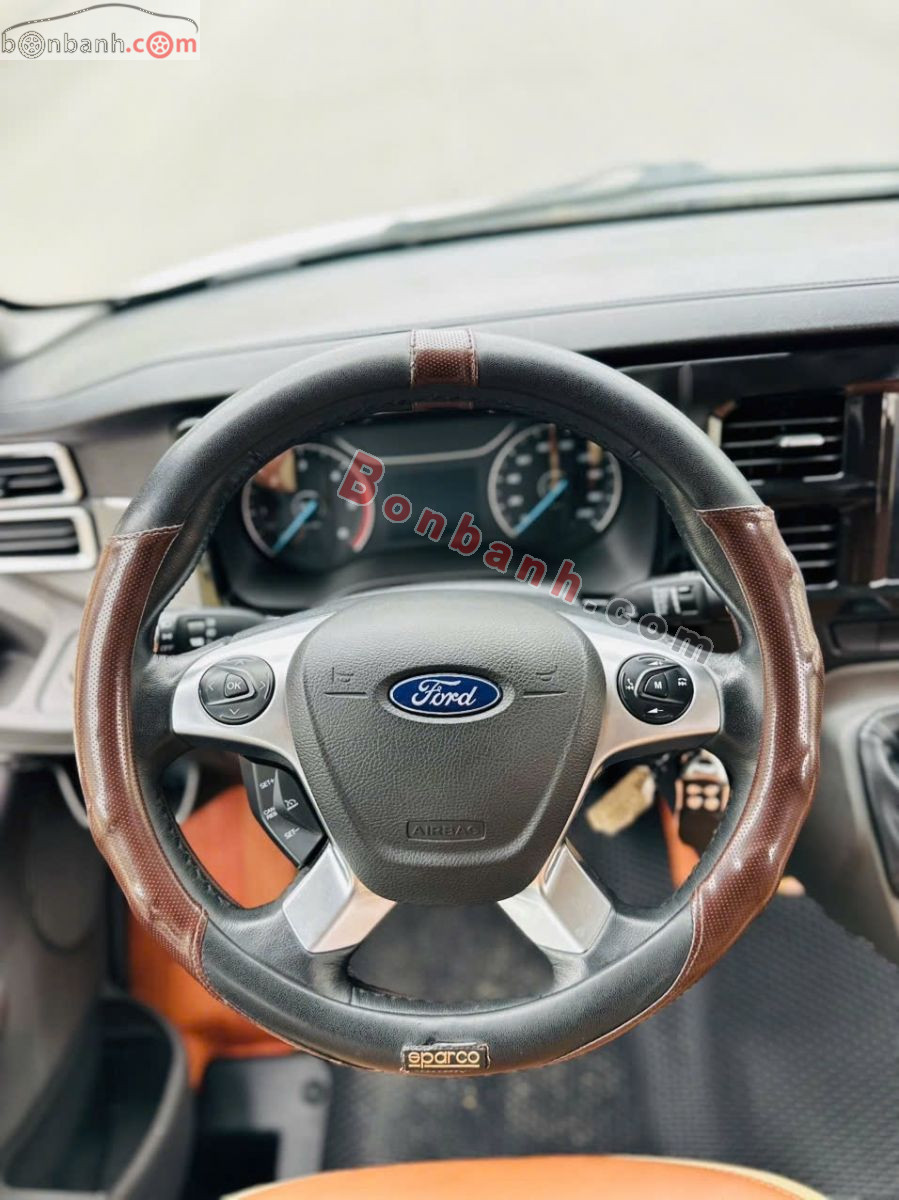 Bán ô tô Ford Transit Tiêu chuẩn - 2023 - xe cũ