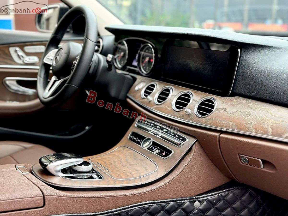 Bán ô tô Mercedes Benz E class E200 - 2019 - xe cũ