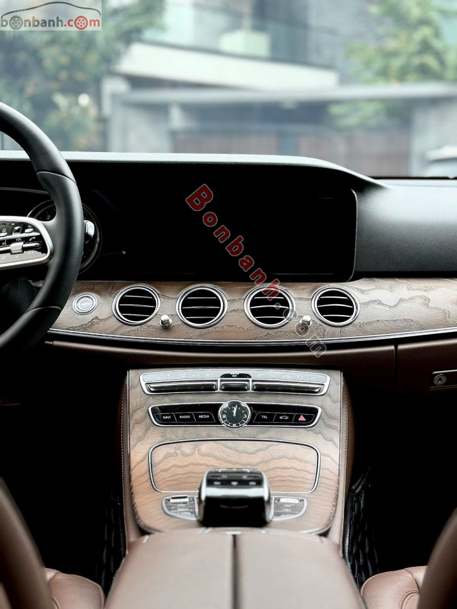 Bán ô tô Mercedes Benz E class E200 - 2019 - xe cũ